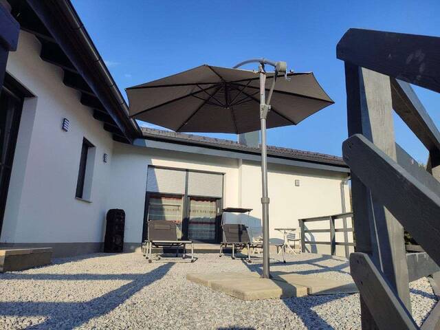 Immobilie in Nestelbach bei Graz - Neubau Bungalow mit wunderschönem Aussicht - Bild 2