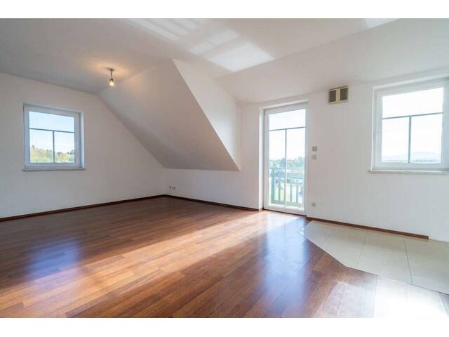 Immobilie in Hofamt Priel - Herrliche 3 Zimmerwohnung mit Balkon und Schwimmteich in Hofamt Priel - PROVISIONSFREI - Bild 1