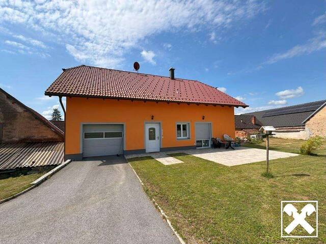 Immobilie in Rossa - Ehemaliger Bauernhof mit neuem Einfamilienhaus - Bild 0