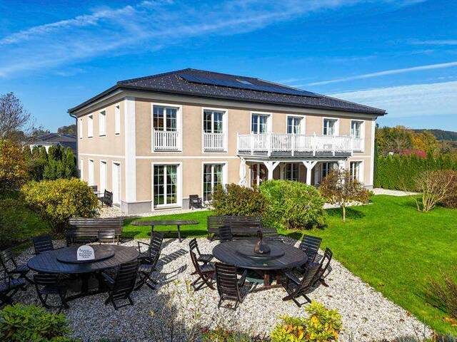 Immobilie in Straßwalchen - Herrschaftliche Landhaus-Villa für Menschen mit Raumanspruch - Bild 0