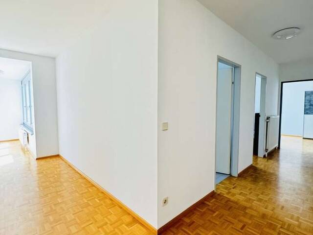 Immobilie in Wien - Leben im Grünen direkt am Golfplatz und in unmittelbarer Nähe zur Stadt. - Bild 2