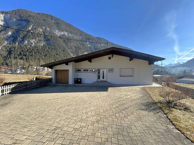 Immobilie in Nassereith - Traumhaftes Einfamilienhaus mit Einliegerwohnung - Bild 1