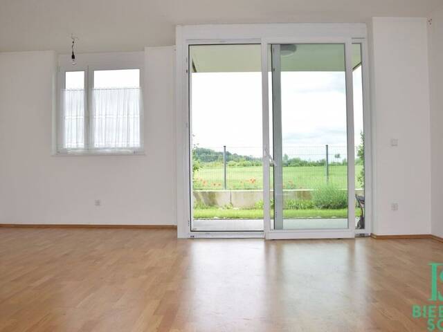 Immobilie in Hankenfeld - Exklusive, sonnige Garten-Wohnung! 2 Autoabstellplätze! Neubau! - Bild 2