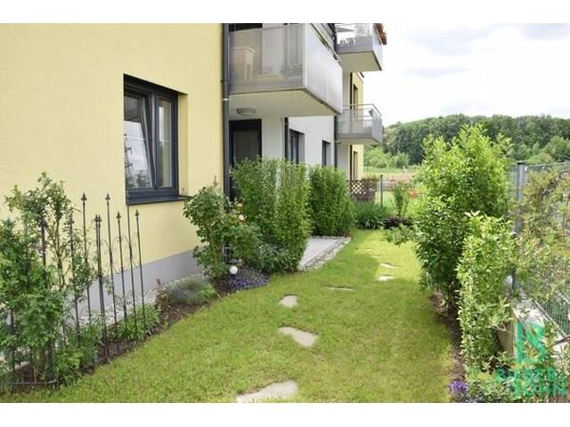 Immobilie in Hankenfeld - Exklusive, sonnige Garten-Wohnung! 2 Autoabstellplätze! Neubau! - Bild 0