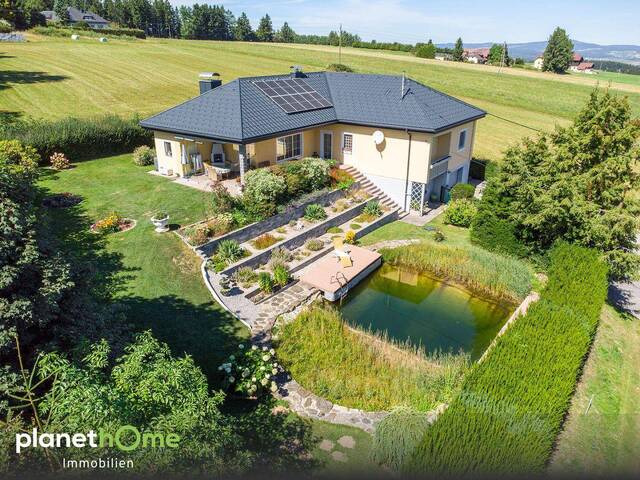 Immobilie in Kirchschlag bei Linz - Repräsentatives Haus in Kirchschlag Linz-Nähe, es vereint Harmonie und Individualität - Bild 0