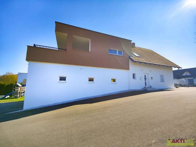 Immobilie in Bairisch Kölldorf - Exklusives Wohn- & Geschäftshaus mit modernster Ausstattung in der Thermenregion Bad Gleichenberg. - Bild 3
