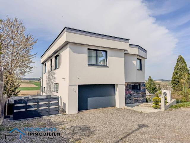 Immobilie in Ollersbach - Großzügiges Einfamilienhaus mit moderner Ausstattung in Ollersbach - Bild 1