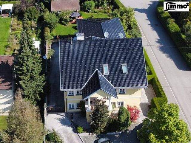 Immobilie in Völkermarkt - Wohnen mit Charme - Stadtvilla mit Einliegerwohnung im Herzen von Völkermarkt - Bild 3