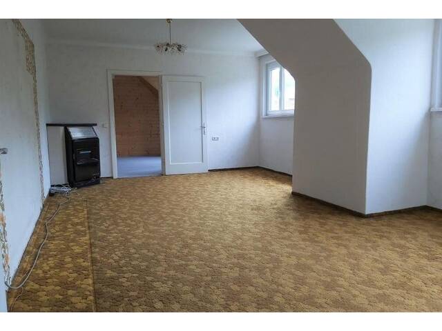 Immobilie in Kapfenberg - Renovierungsbedürftige 3-Zimmer-Wohnung in Kapfenberg-Redfeld ! - Bild 3
