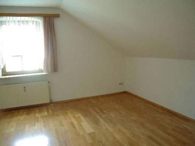 Immobilie in Leoben - Anlageobjekt 1,5-Zimmer Eigentumswohnung Mansardenwohnung IMS IMMOBILIEN KG Leoben - Bild 2