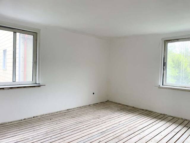 Immobilie in Purkersdorf - PROVISIONSFREI VOM EIGENTÜMER! SANIERUNGSBEDÜRFTIGE 3-ZIMMER-WOHNUNG NÄHE PURKERSDORF ZENTRUM! - Bild 2