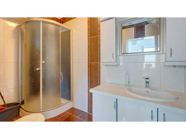 Immobilie in Klein-Harras - Ein oder Mehrfamilienhaus in modernisiertem Zustand - Bild 3