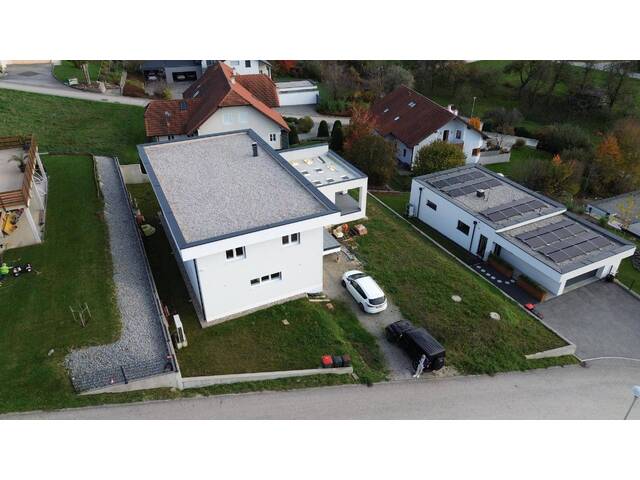 Immobilie in Peuerbach - Grosses Neubauhaus mit 100 m2 Wohnessbereich und toller Ausssicht vom Margaretenberg NEUER PREIS - Bild 1