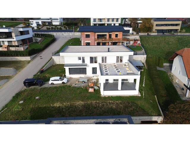 Immobilie in Peuerbach - Grosses Neubauhaus mit 100 m2 Wohnessbereich und toller Ausssicht vom Margaretenberg NEUER PREIS - Bild 4