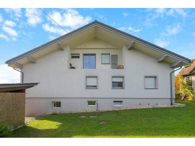 Immobilie in Sinabelkirchen - Vielseitiges Mehrfamilienhaus auf großem Grundstück und tollem Ausbaupotenzial - Bild 4