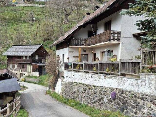 Immobilie in Neuschitz - Gepflegtes Haus in idyllischer Lage. Garage und eigene Sauna. Trebesing-Neuschitz. - Bild 0