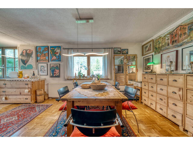 Immobilie in Scharnitz - Tirolerhaus mit großem Garten, Pool und Baugrund - attraktive Lage in Scharnitz-Gießenbach - Bild 1