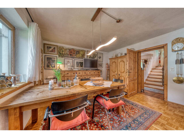 Immobilie in Scharnitz - Tirolerhaus mit großem Garten, Pool und Baugrund - attraktive Lage in Scharnitz-Gießenbach - Bild 2