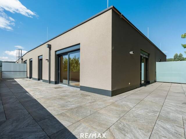 Immobilie in Krumpendorf - Exklusive Dachgeschosswohnung mit traumhafter Terrasse in Krumpendorf am Wörthersee - Bild 0