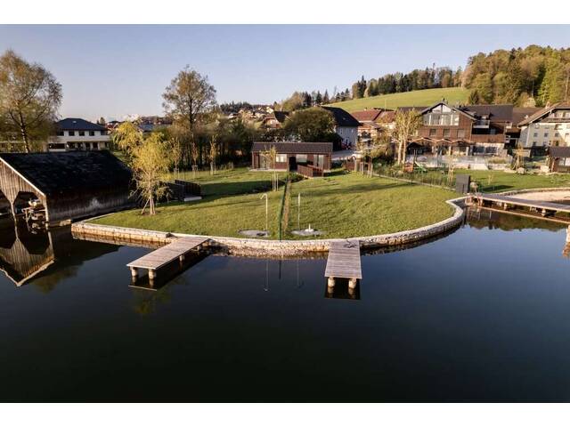 Immobilie in Obertrum am See - Seedomizil in Bestlage am Obertrumer See: Großzügige Erstbezugs-Terrassenwohnung mit eigenem Badehaus und Steg! - Bild 2