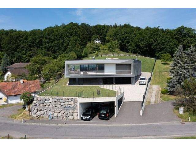 Immobilie in Bad Gleichenberg - Absolutes Traumhaus in sonniger Ruhe- und Aussichtslage. Ihr neues Zuhause wartet auf Sie! - Bild 0
