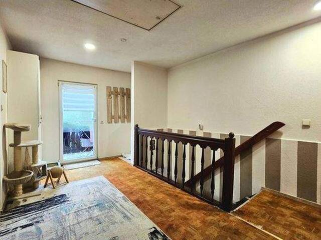 Immobilie in Griffen - Saniertes Stadthaus mit lauschigem Innenhof, viel Lagerplatz, gute Infrastruktur - Bild 2