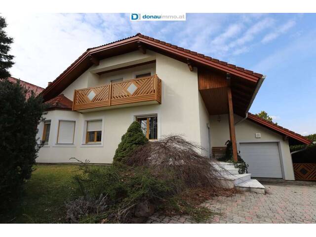 Immobilie in Oberloisdorf - Ihr neues Zuhause! - traumhaftes Einfamilienhaus mit viel Platz, Garage Wellnessbereich und Pool - Bild 0