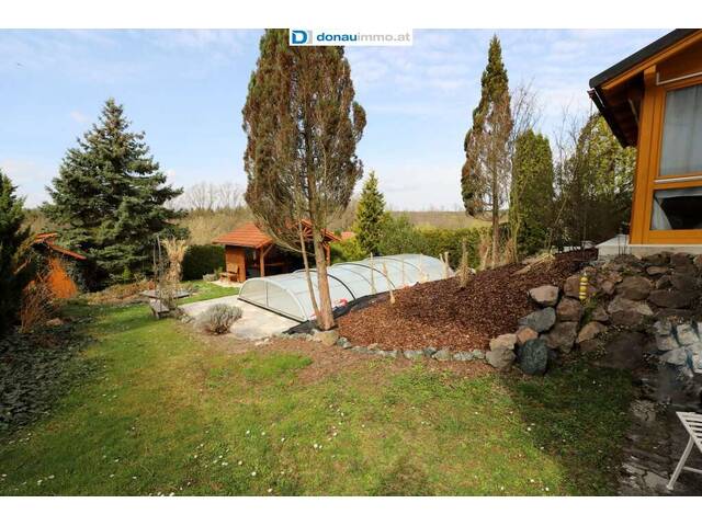 Immobilie in Oberloisdorf - Ihr neues Zuhause! - traumhaftes Einfamilienhaus mit viel Platz, Garage Wellnessbereich und Pool - Bild 1