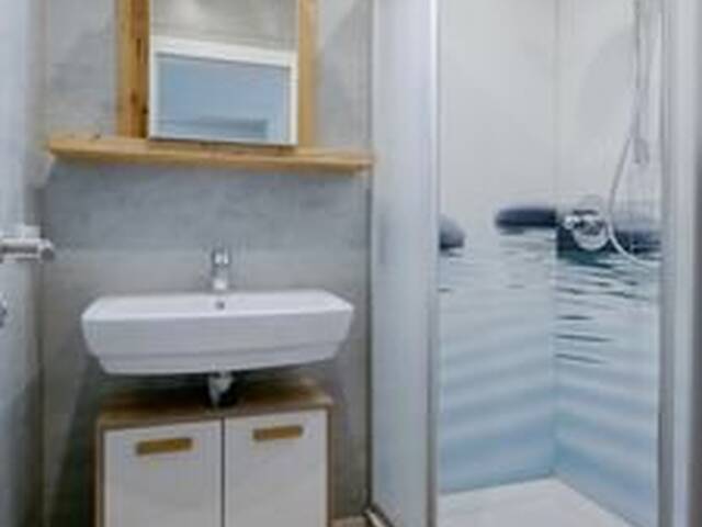 Immobilie in Kitzbühel - Alpin gestaltete Wohnung - fußläufig in die Gamsstadt - Bild 2