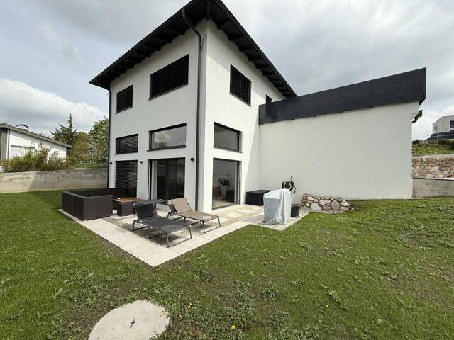 Immobilie in Mehrnbach - Traumhaftes Einfamilienhaus in Mehrnbach: Terrasse, Garage & Garten! ‍ ‍ ‍ - Bild 3