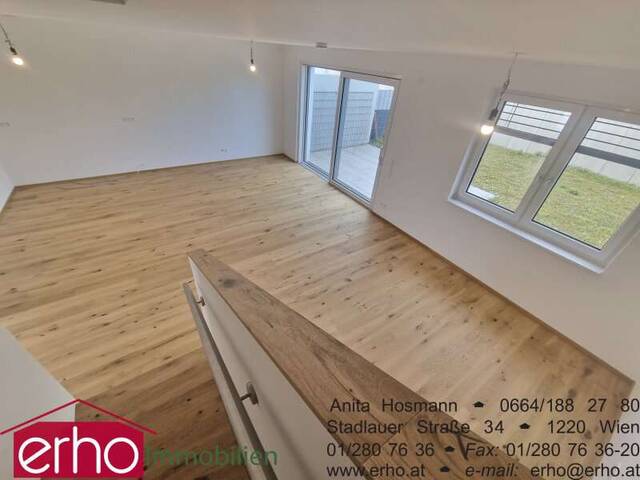 Immobilie in Spillern - Traumhaftes Reihenhaus mit Garten und Carport in Spillern - Blick zur Burg Kreuzenstein - Bild 0