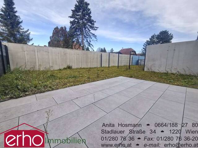 Immobilie in Spillern - Traumhaftes Reihenhaus mit Garten und Carport in Spillern - Blick zur Burg Kreuzenstein - Bild 1