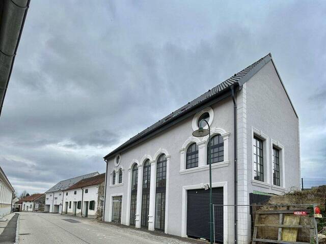 Immobilie in Großriedenthal - LUXUSVILLA ERSTBEZUG Großriedenthal bei Tulln/ Belagsfertig - Bild 0