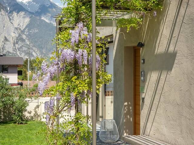 Immobilie in Axams - Wohnen über dem Inntal – Moderne Haushälfte mit Gartenblick - Bild 2