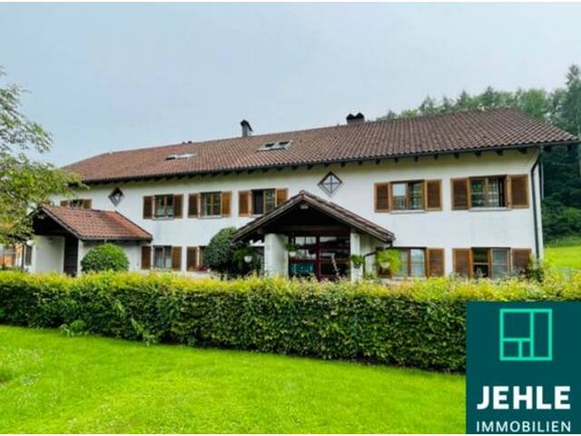 Immobilie in Frastanz - Großzügige 5-Zimmer Dachgeschosswohnung im Herzen von Frastanz zu verkaufen! - Bild 0