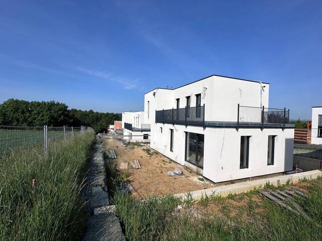 Immobilie in Großpetersdorf - Wohnen mit Zukunft! Familienfreundliche Einfamilienhäuser mit Eigengarten in Großpetersdorf - Bild 0