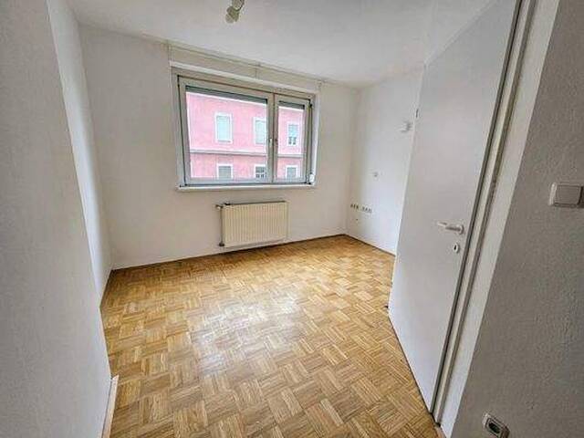 Immobilie in Graz - Solide Kapitalanlage - Nette 2-Zimmerwohnung - in zentraler Lage - Bild 1