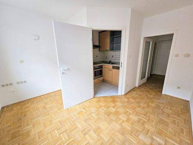 Immobilie in Graz - Solide Kapitalanlage - Nette 2-Zimmerwohnung - in zentraler Lage - Bild 2