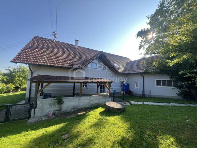 Immobilie in Prambachkirchen - Raus aus der Stadt und rein in die Natur mit 250qm Wohnfläche - Bild 2