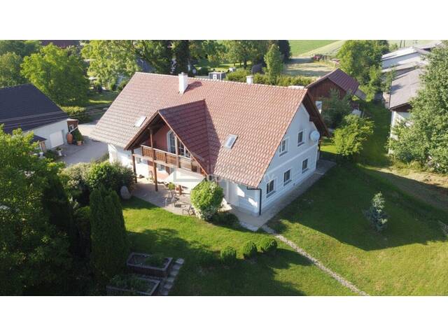 Immobilie in Prambachkirchen - Raus aus der Stadt und rein in die Natur mit 250qm Wohnfläche - Bild 3