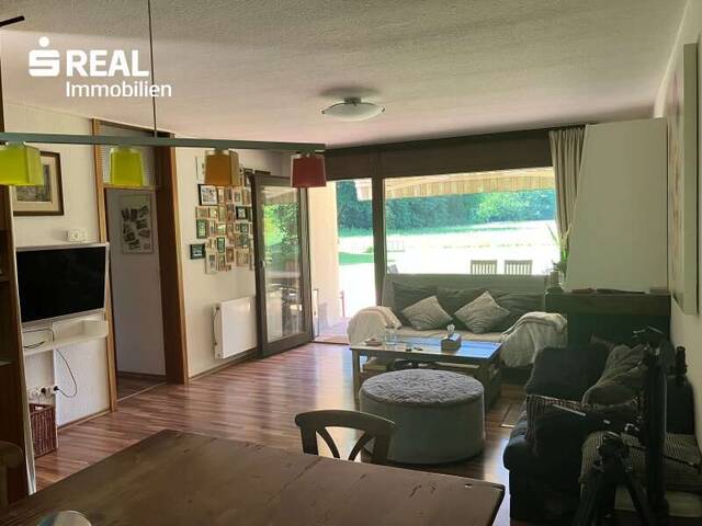 Immobilie in Seebenstein - Wohnen wie im Park – Moderner Familienbungalow im Schlosspark Seebenstein - Bild 1