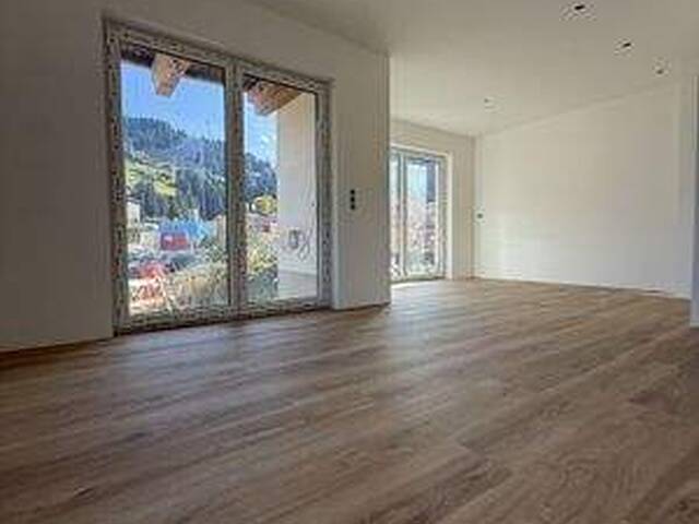 Immobilie in Hollersbach im Pinzgau - Exklusives 3-Zimmer-Alpinchalet mit Terrasse - malerisches Ensemble in Hollersbach im Pinzgau - Bild 2