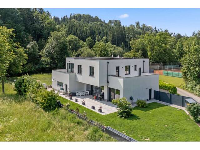 Immobilie in Ohlsdorf - Einzigartige Luxus-Villa in Ohlsdorf - traumhafte Lage, modernes Design & großzügiger Raumkomfort - Bild 0