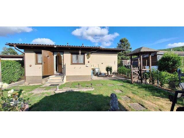 Immobilie in Forchtenstein - !!! Nettes großzügig eingerichtetes FERIEN - Wohnmobilheim in Forchtenstein am Stausee zu verkaufen. Der Kaufpreis ist € 48.300,-- !!! - Bild 2