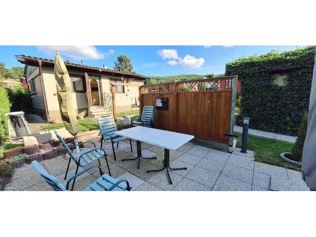 Immobilie in Forchtenstein - !!! Nettes großzügig eingerichtetes FERIEN - Wohnmobilheim in Forchtenstein am Stausee zu verkaufen. Der Kaufpreis ist € 48.300,-- !!! - Bild 3