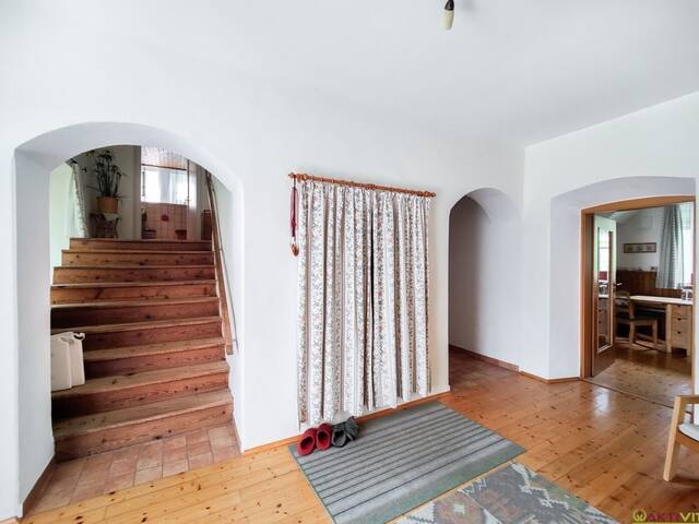 Immobilie in Dellach - Charmantes saniertes Altbauhaus mit vielseitigem Potential und Geschichte in Dellach. - Bild 2