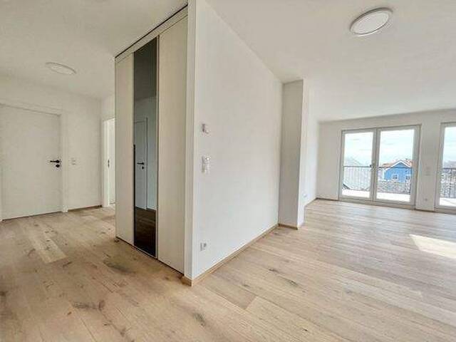 Immobilie in Guntramsdorf - 3-Zimmer Dachgeschoßwohnung mit 25 m² Balkon/Terrasse in Guntramsdorf - Bild 2