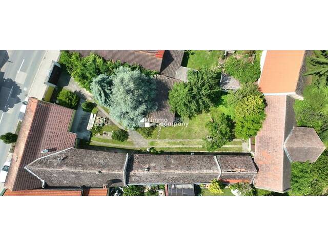 Immobilie in Mannersdorf am Leithagebirge - Sanierungsbedürftiges Haus mit Stadl und großen Grund zu verkaufen! - Bild 0