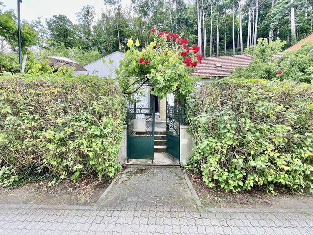 Immobilie in Berndorf - CHARMANTES EINFAMILIENHAUS IN RUHELAGE - Bild 0