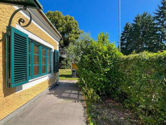 Immobilie in Wolfsgraben - Rarität im Wienerwald! Romantisches Jahrhundertwendehäuschen mit großem Garten - Bild 4
